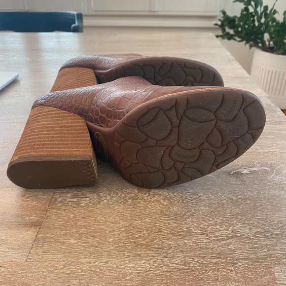 KORK-EASE Challis Heeled Mule with Sculpted Chunky Heel Sz 7.5 - Picture 3 of 8